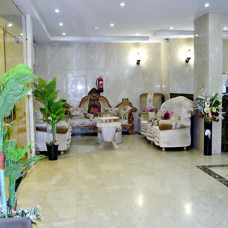 الخربوش للشقق المخدومة Hafar Al-Batin ภายนอก รูปภาพ