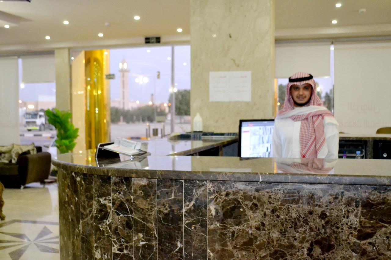 الخربوش للشقق المخدومة Hafar Al-Batin ภายนอก รูปภาพ
