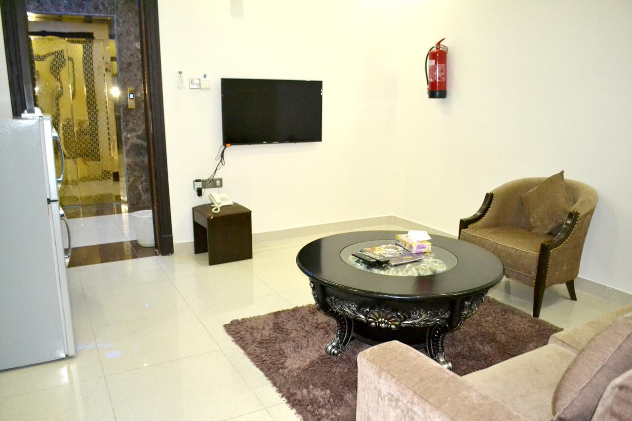 الخربوش للشقق المخدومة Hafar Al-Batin ภายนอก รูปภาพ